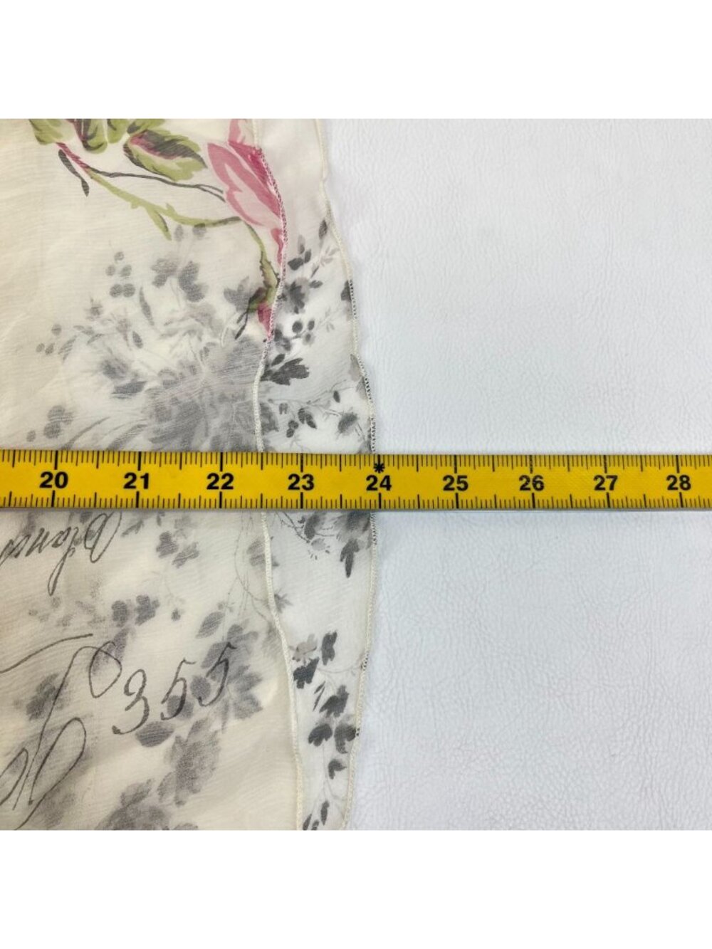NWOT Johnny Was Silk Floral V-Neck Tiered Blouse Cream Size S - Picture 11 of 12